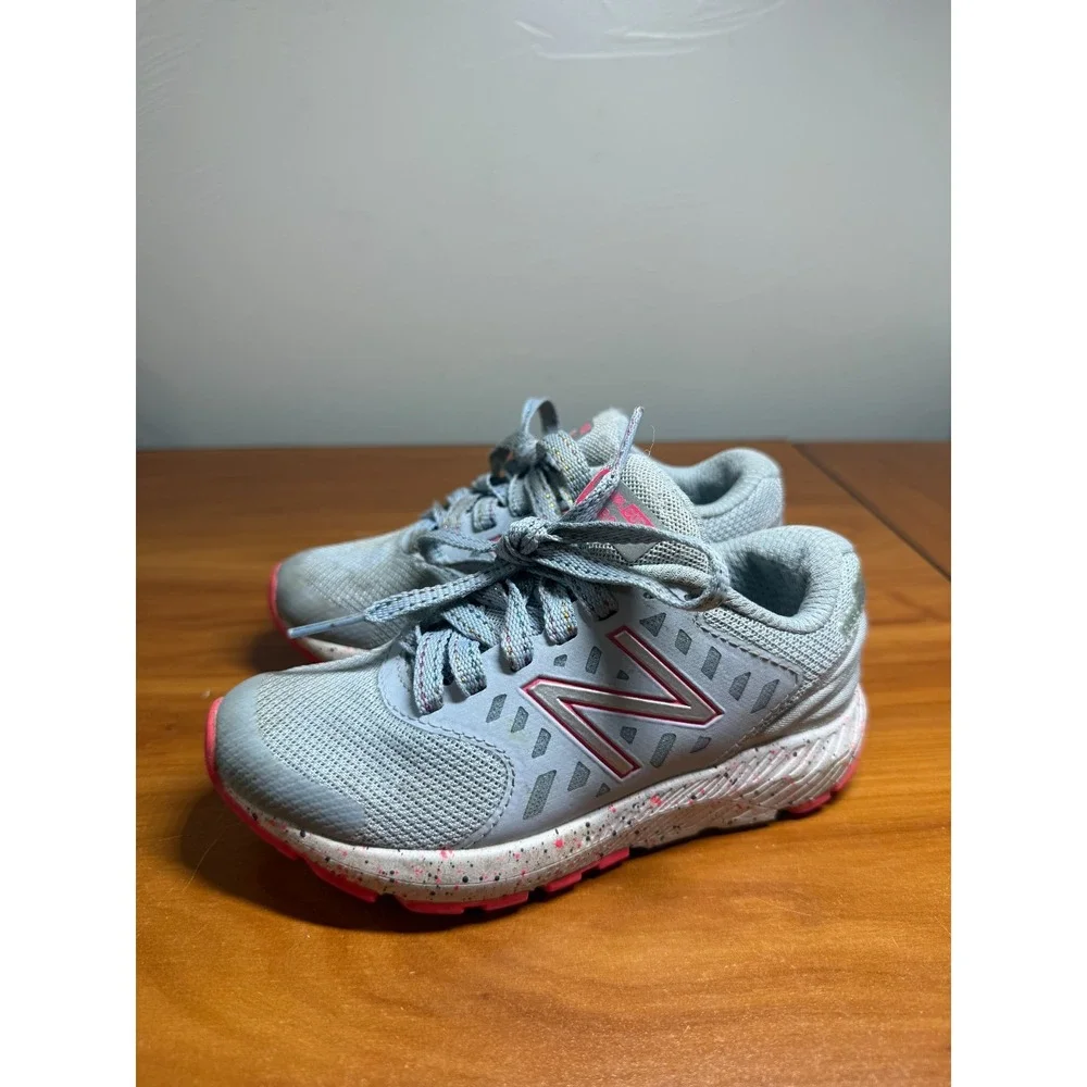 New Balance 520v5 Running Shoes Gray Pink Athletic Kids Girls 11K
